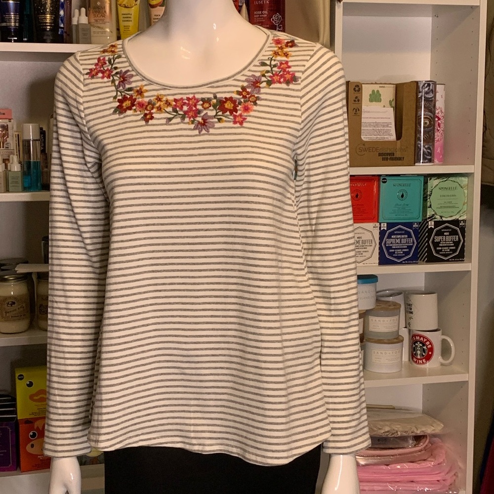 Savanna Jane Embroidered Tee